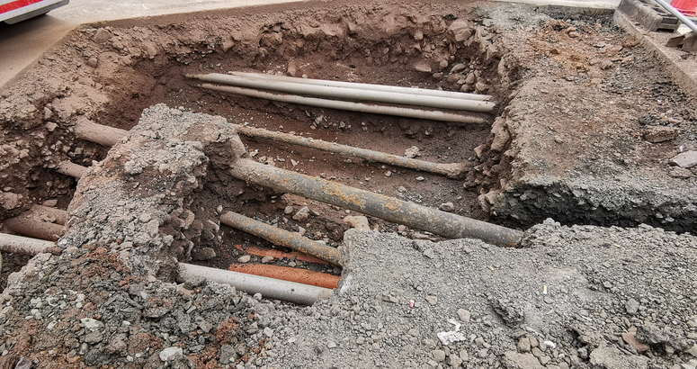 The uncharted services were not found during site investigation works in 2021 Bridge of Weir Sewer Upgrade