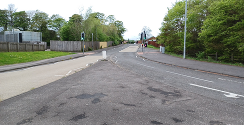 The new pipe will then cross Saughs Avenue and along established paths through woodland to the new housing sites Robroyston Water Main Upgrade