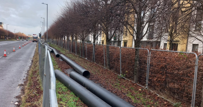 Over a kilometre of temporary pipe was used to carry pressurised waste water Over a kilometre of temporary pipe was used to carry pressurised waste water